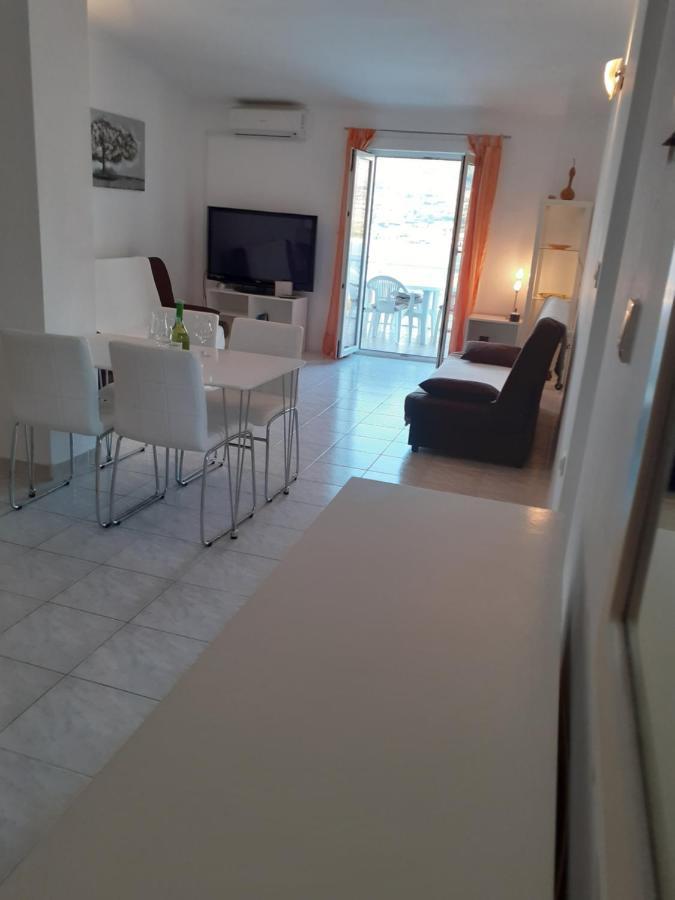 Apartments Verica Pag Town Exterior photo